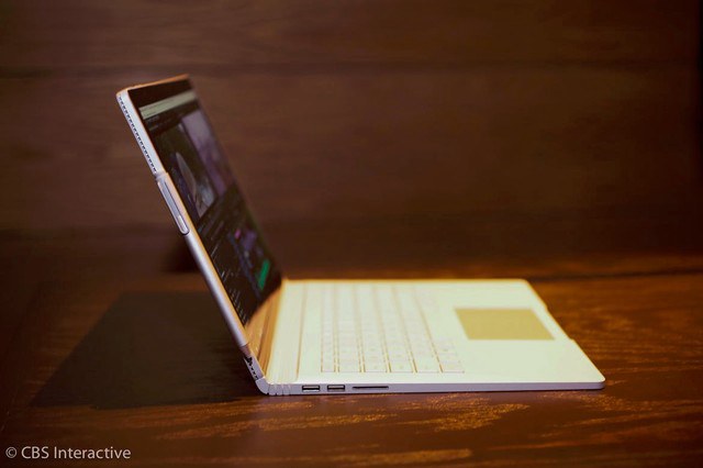 甩MacBook Pro几条街 Surface Book笔记本图赏
