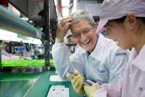 iPhone 6s销量疲软 苹果上海代工厂暂停招工 -