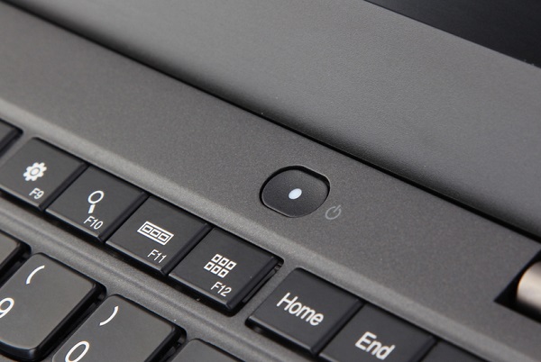 超级小黑本 2015新ThinkPad X1 Carbon图赏7.jpg