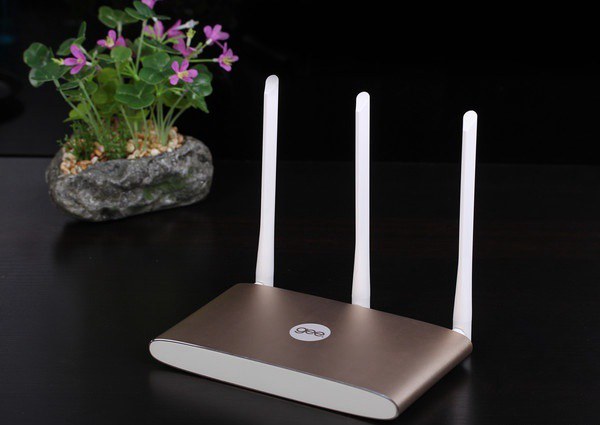 别墅级Wifi覆盖 极路由3无线信号强度测试视频