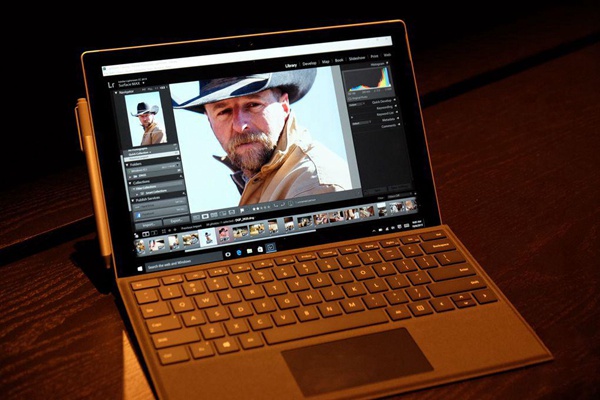 Surface Pro 4与iPad Pro哪个好  Surface Pro 4对比iPad Pro