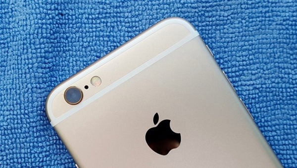 十大拍照手机排名：iPhone 6S倒数第一