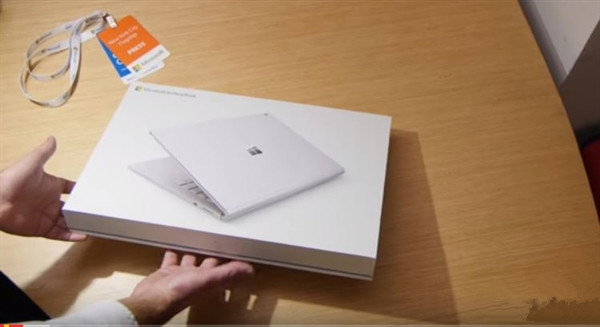 1.7万元次顶配 Surface Book开箱视频