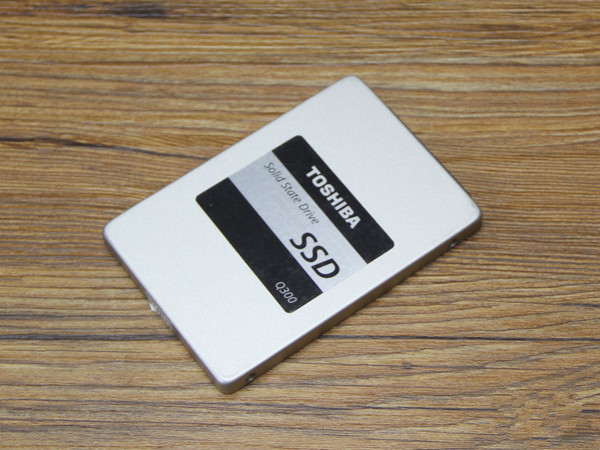 入门级SSD哪款好 10款240/256G SSD大横评