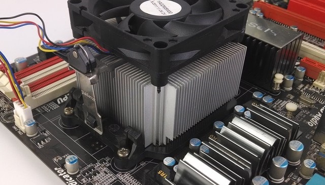 CPU散热器哪个好 组装电脑CPU散热器选择误区