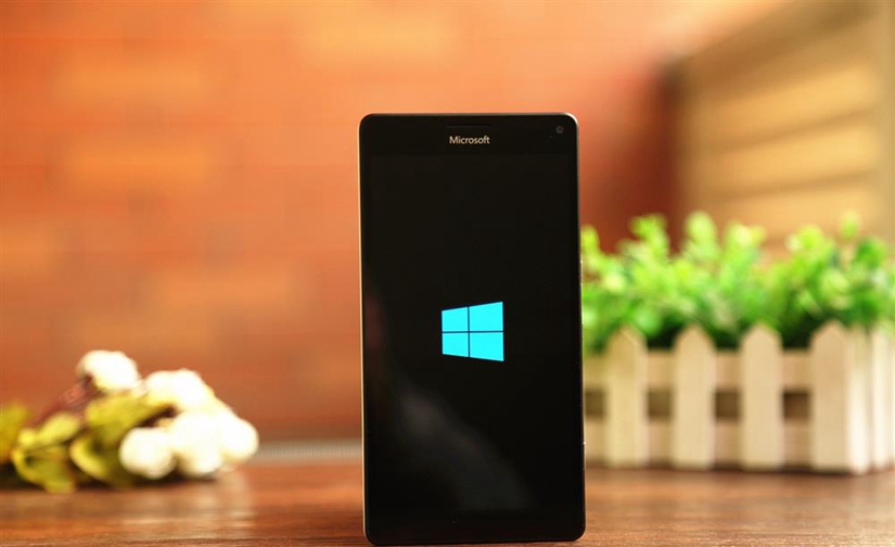 清新脱俗 国行Lumia 950 XL开箱图赏_23
