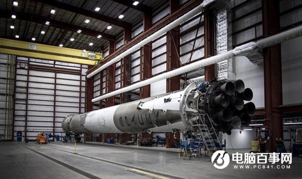 SpaceX官方视频：猎鹰九号火箭成功回收