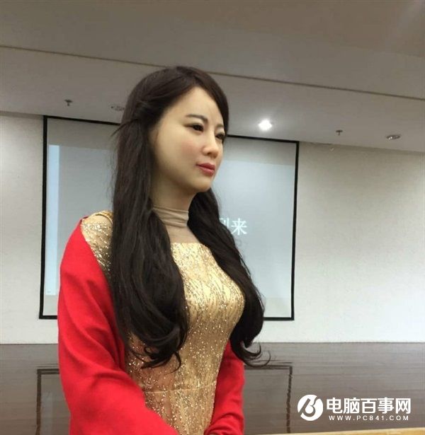 中国首个美女机器人佳佳问世 太逼真了!