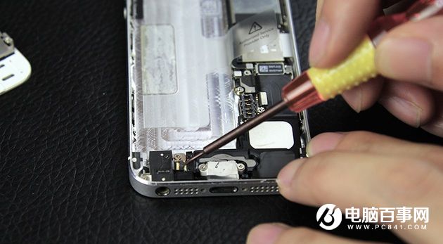 iPhone怎么换电池  iPhone5更换电池教程