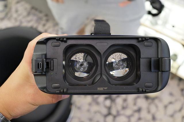 新三星Gear VR发布 配备Type-C接口