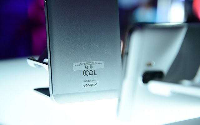 最便宜双摄像头手机 酷派Cool1真机图赏
