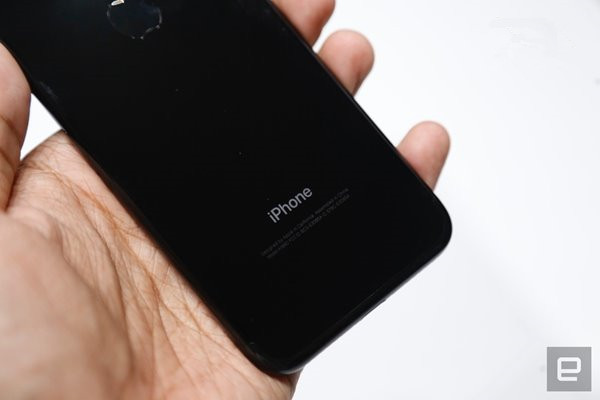 iPhone7黑色和亮黑色有什么区别 iPhone7亮黑色和黑色区别
