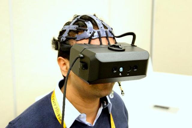 脑电波才是VR的未来：虚拟现实能帮你绘制女友了