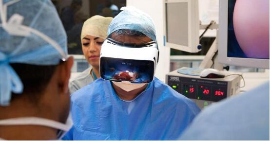当医生都用VR来看病治疗时 你会放心吗？