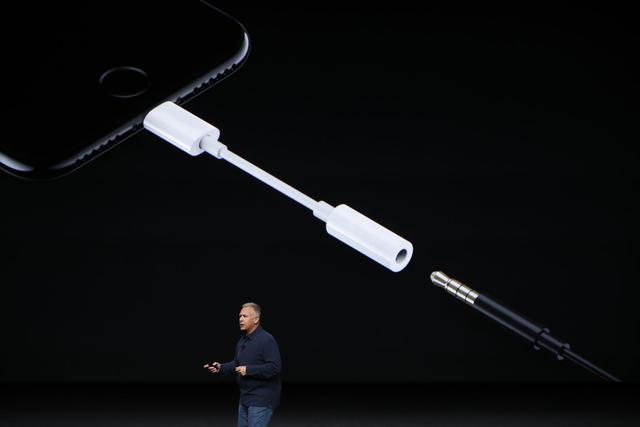 iPhone 7取消耳机孔不是问题 电池续航糟糕