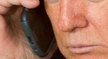 美国新总统特朗普用什么手机？真是没想到