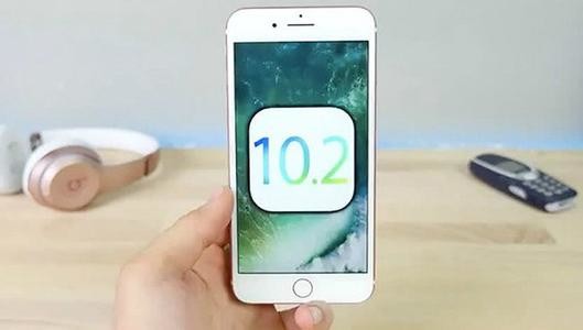 升级且慢！iOS 10.2可能会让iPhone突然关机