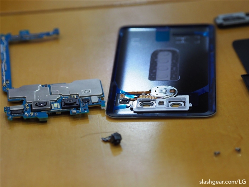 LG G6做工怎么样 LG G6拆机图解(16/24)
