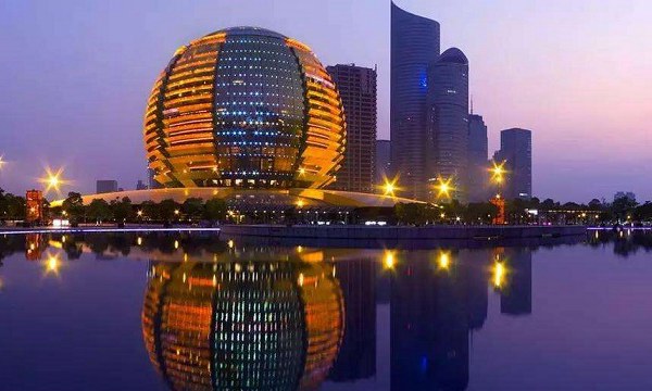 杭州成中国互联网、人工智能、智慧城市第一城