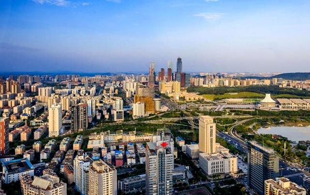除了广州深圳 南宁也正成为华南下一个摩天楼都市