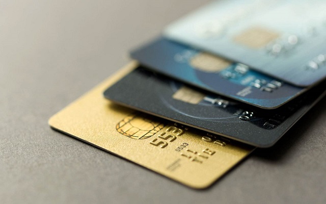 信用卡是怎么盈利的？为什么各大银行都大力推荐
