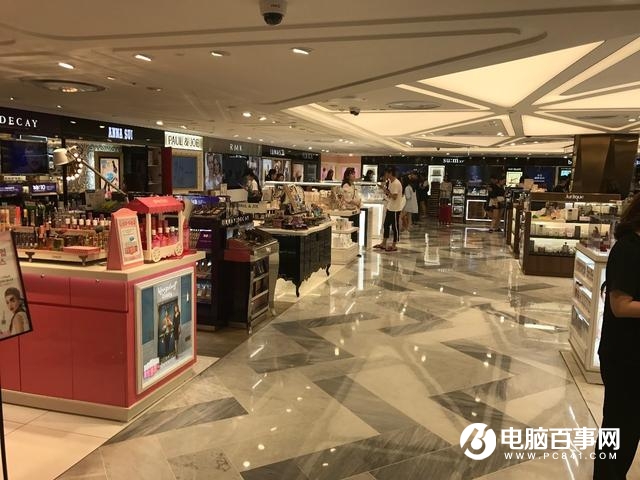 韩国免税店重现中国游客排队抢购 记者实地探访揭开真相
