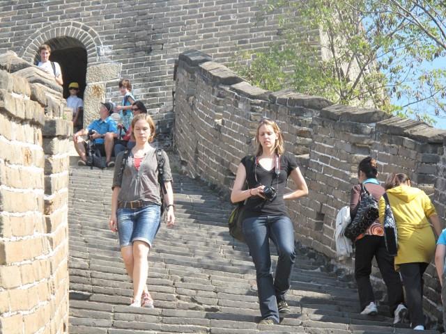 为什么近些年感觉来中国旅游的外国人少了？