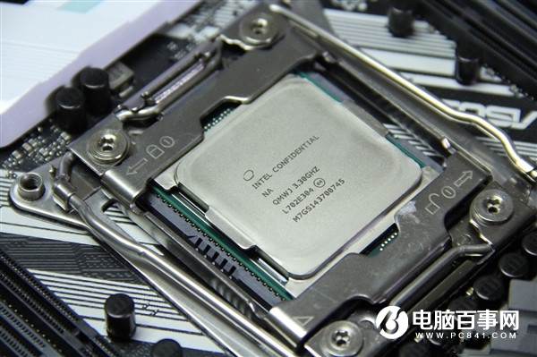 Intel最强桌面CPU Core i9-7900X开箱图赏