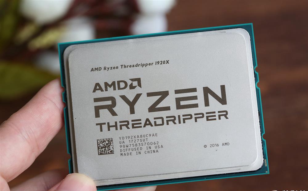 12核/16核奢华包装 AMD Ryzen ThreadRipper开箱图赏(2/18)