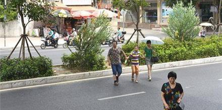 大妈泰国旅游横穿马路被撞身亡 女儿起诉旅行社赔偿被驳回
