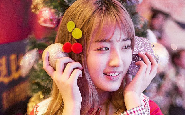 2017圣诞节送什么手机好 6款适合送给女生的红色手机推荐