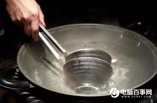 用开水烫碗筷真的能消毒杀菌？自我安慰罢了！