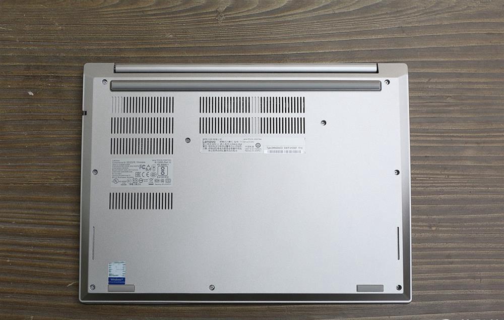 联想ThinkPad E480开箱图赏：小红点经典依旧_24