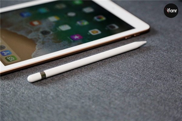 2018款9.7英寸iPad评测：A10高性能、Apple Pencil诱惑