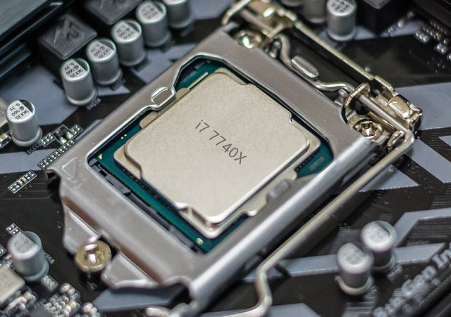 Kaby Lake-X处理器推出仅10个月 Intel就宣布即将退役