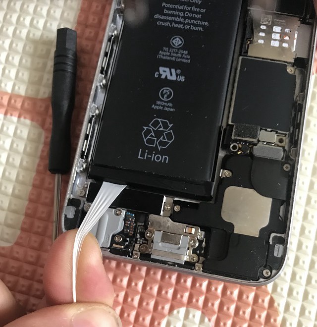 iPhone6怎么换电池？苹果iPhone6更换电池图文教程