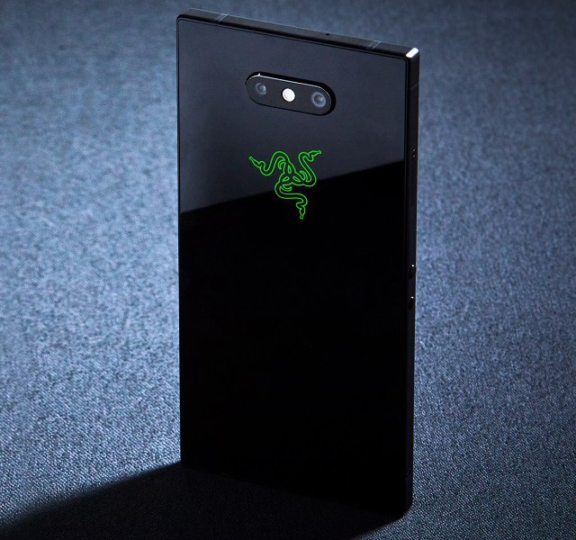 雷蛇Razer Phone 2手机发布：主打游戏 支持15W无线充电