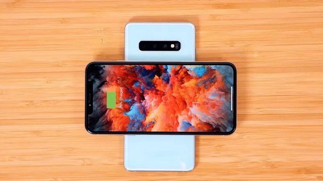 郭明錤：2019新款iPhone将配大电池 支持双向充电功能