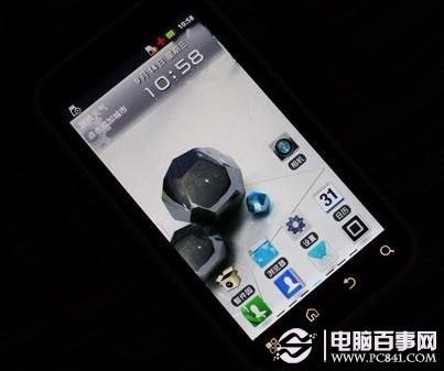 摩托罗拉ME525+(Defy+)三防手机待机界面