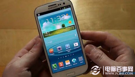 三星Galaxy S III智能手机开机画面