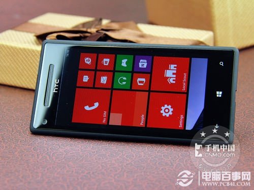 骁龙S4双核WP8系统 HTC 8X今暴降300元 