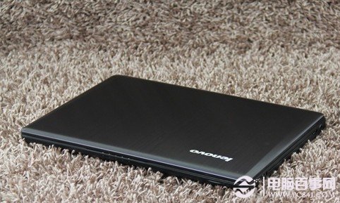 联想Y480M-IFI笔记本背面外观