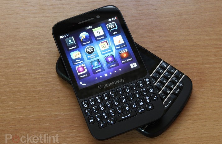 搭载BlackBerry 10系统 黑莓Q5商务手机评测_2