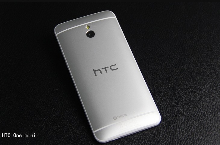 HTC One Mini手机图赏 4.3寸简约精致外观_5