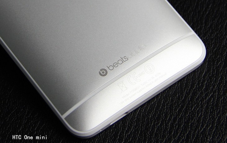 HTC One Mini手机图赏 4.3寸简约精致外观(8/15)
