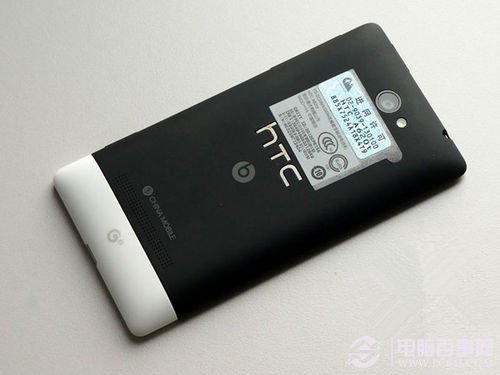 HTC 8S背面图片