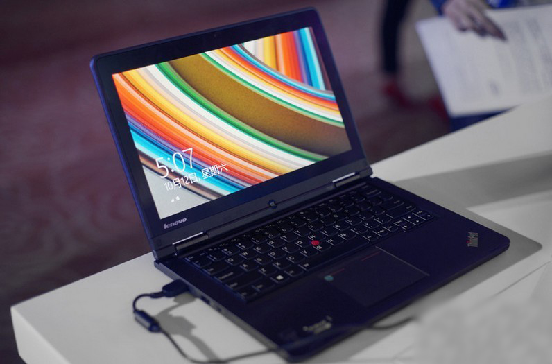 360度翻转 ThinkPad S1 Yoga真机实拍_4
