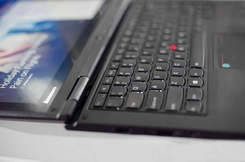 360度翻转 ThinkPad S1 Yoga真机实拍(8/16)