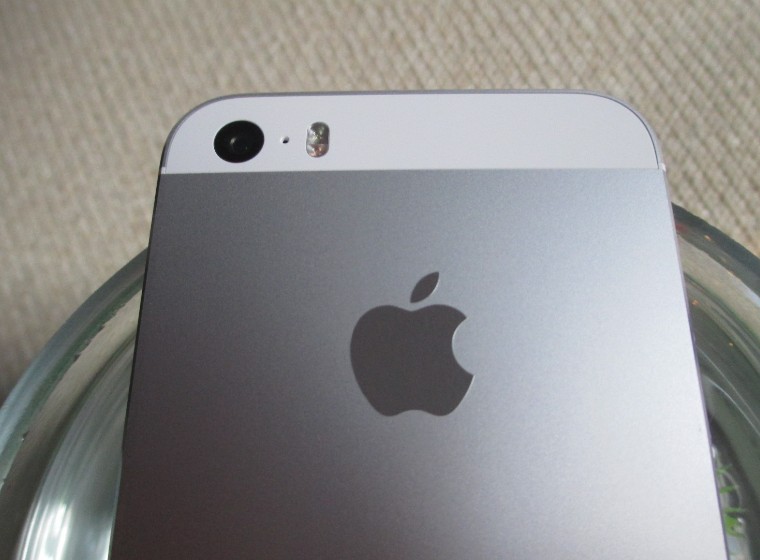 iPhone 5S银色外观图赏：iPhone 5S银色好看吗？(8/18)