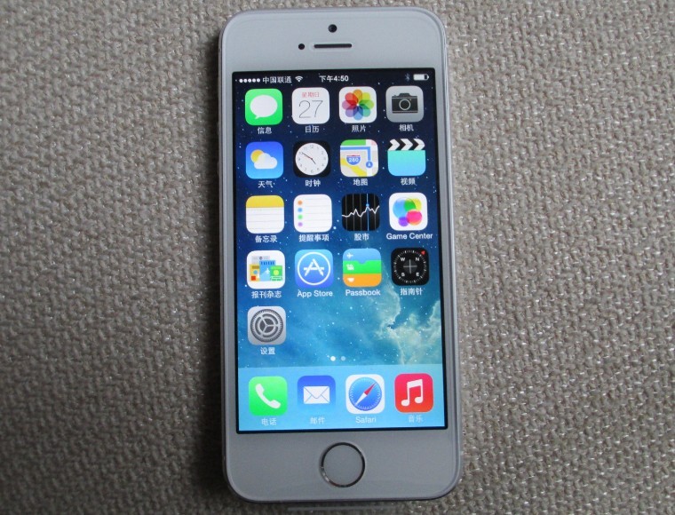 iPhone 5S银色外观图赏：iPhone 5S银色好看吗？_17